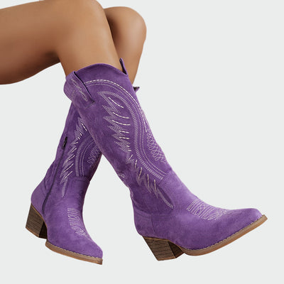 Modische bestickte Westernstiefel