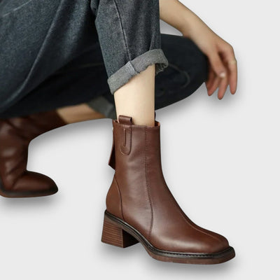 Fien – Klassische Stiefel aus Leder