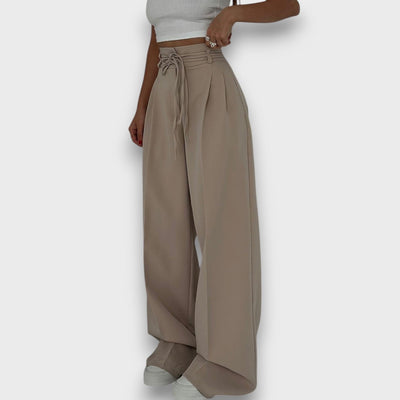 Giva – Hosen mit entspannter Eleganz