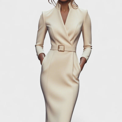 Mandarin - Elegantes Schwarzes Kleid mit Gürtel und Stehkragen