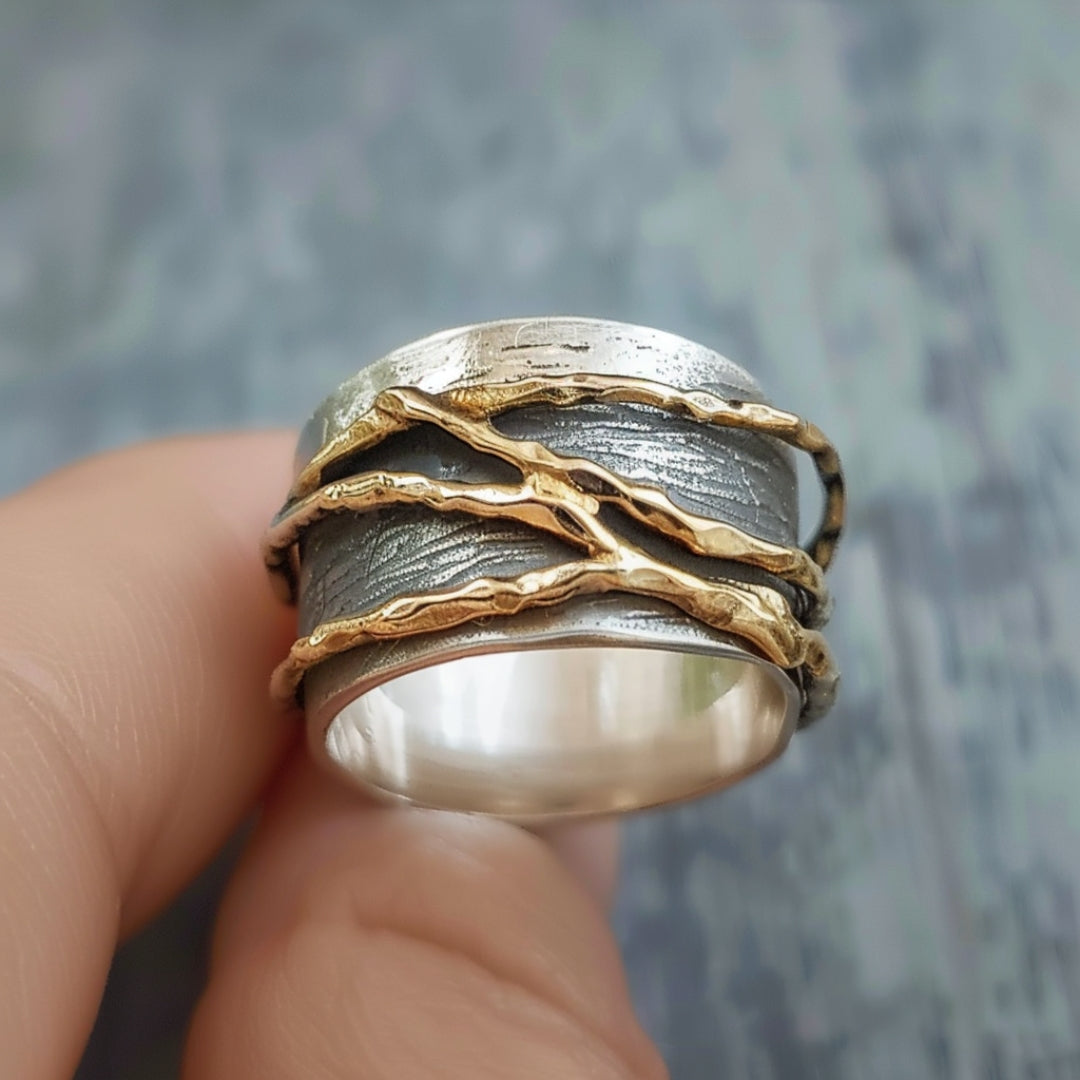 Ring aus Silber und Gold
