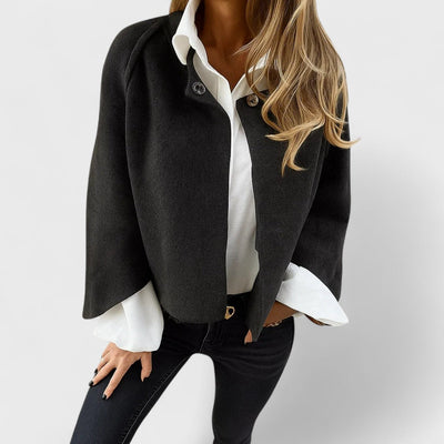 Judith - Elegante und warme Kurzjacke