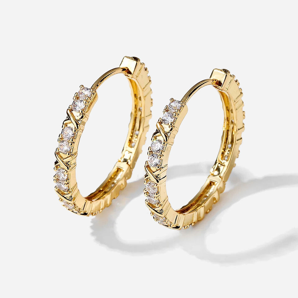 Aurelisse | Kreuzohrringe aus 18K Zirkonia