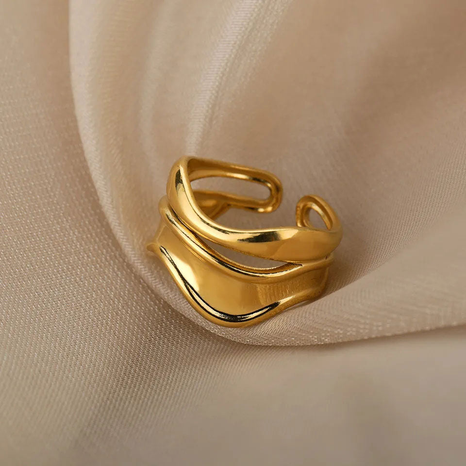Almareine | Ring aus 18K Gold