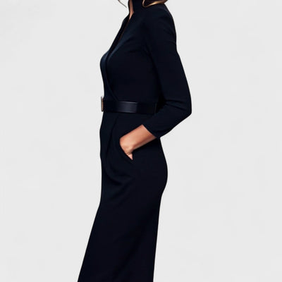 Mandarin - Elegantes Schwarzes Kleid mit Gürtel und Stehkragen