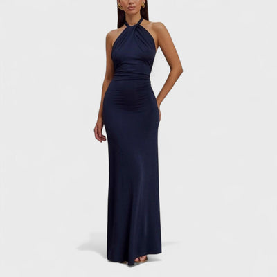 Klara – Curvy Kleid aus Seide mit Halterneck