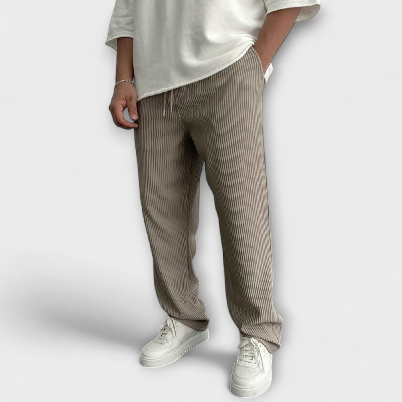 Entspannte Strickhose