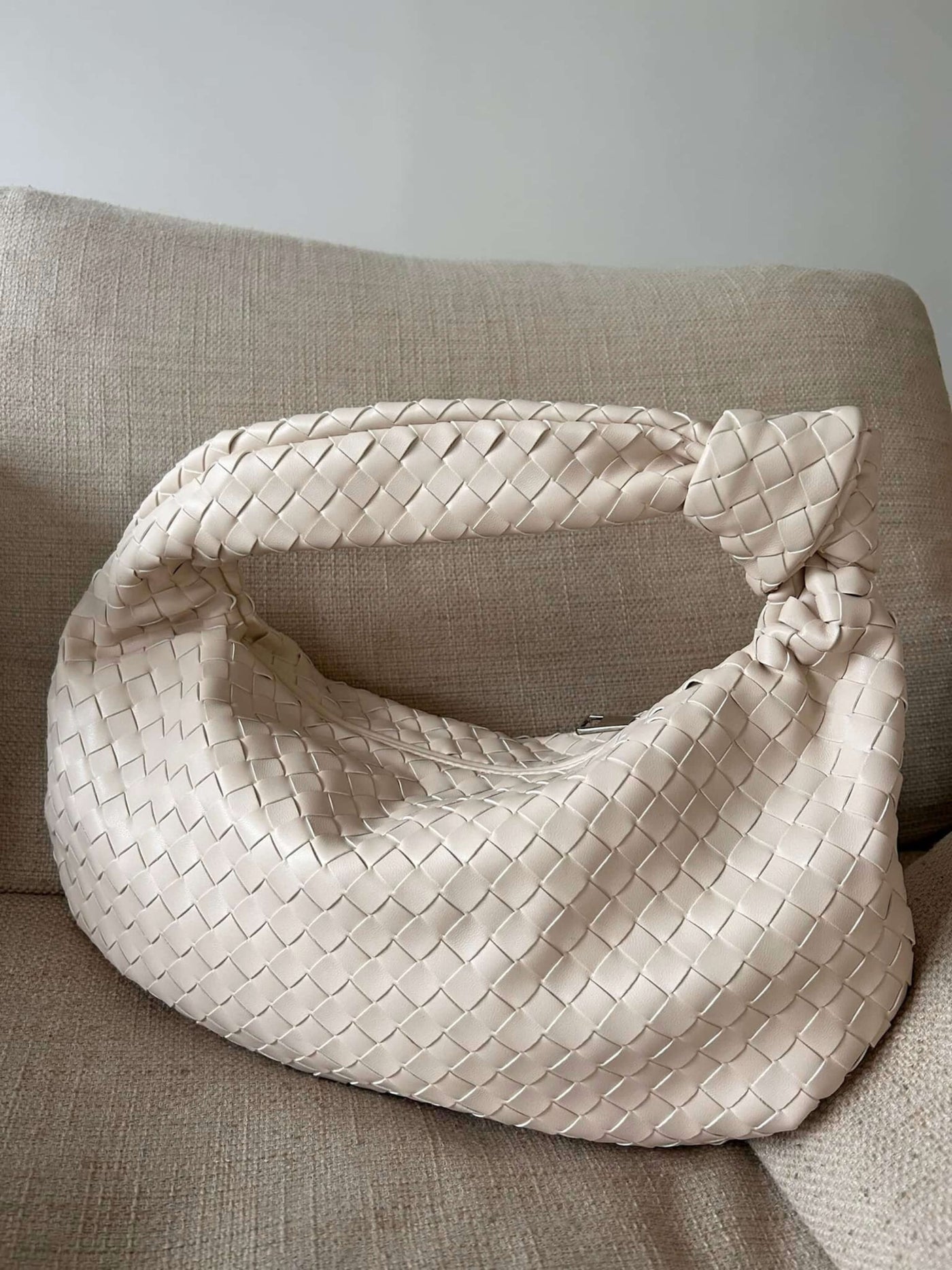 Giselle | Mittlere Schultertasche Geflochten mit Knoten