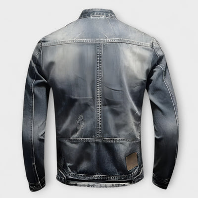 Zeitlose Jeansjacke