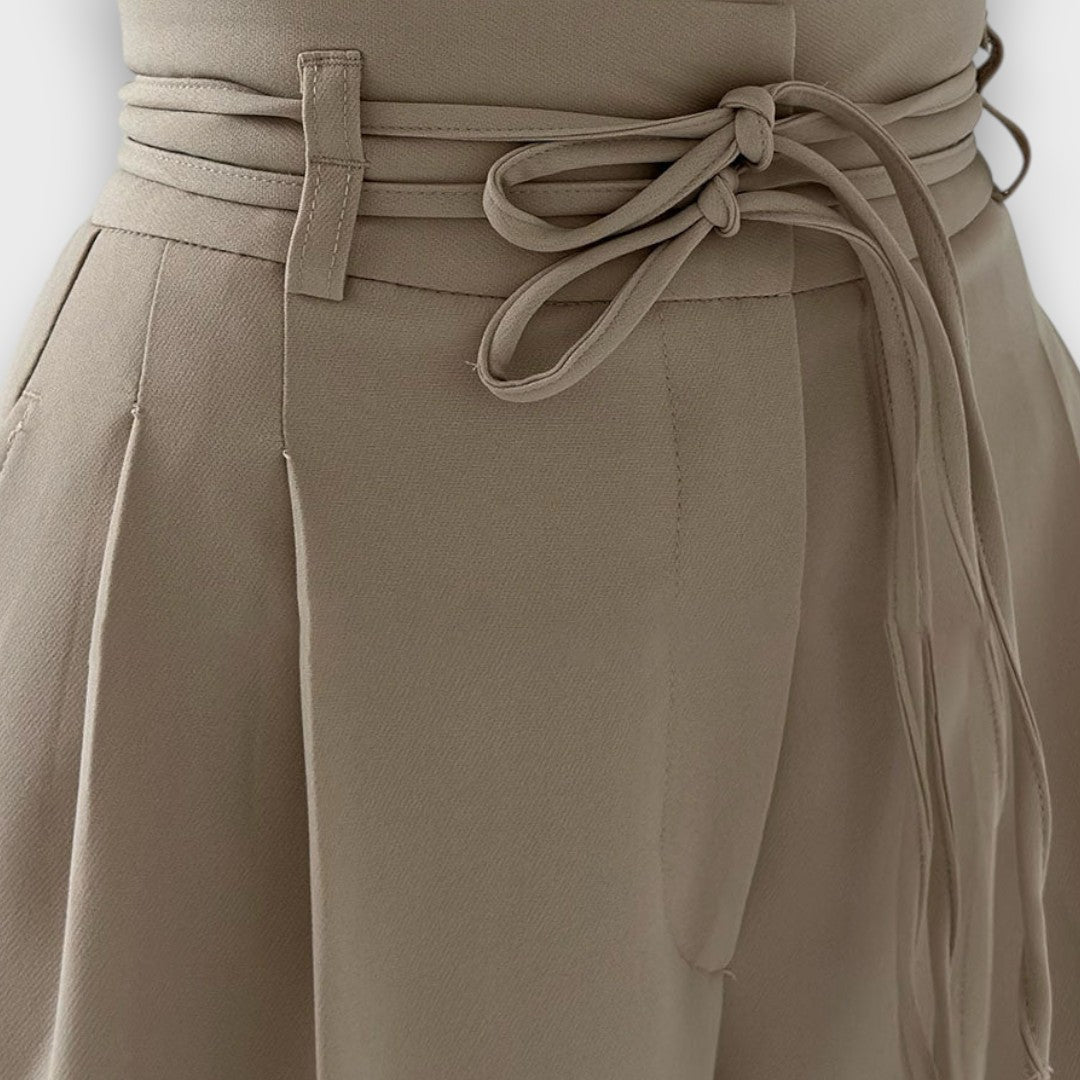 Giva – Hosen mit entspannter Eleganz