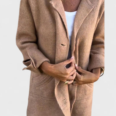Maila - Langer lässiger Mantel mit Revers