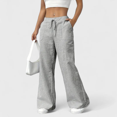 Dominique - Bequeme, weite Hosen mit eleganten Details
