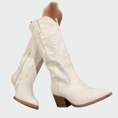 Modische bestickte Westernstiefel