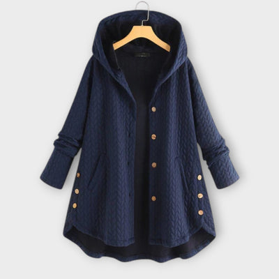 Lerina – Warme Jacke mit Knöpfen