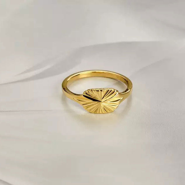 Aurizette | Sonnenstrahlenring aus 18K Gold