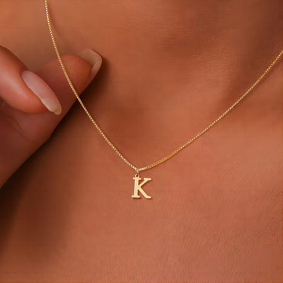 Enzhalynne | Halskette mit Initialen aus 18K Gold