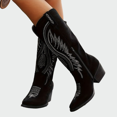 Modische bestickte Westernstiefel