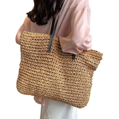 Gianna Boutique - Geflochtene Schultertasche