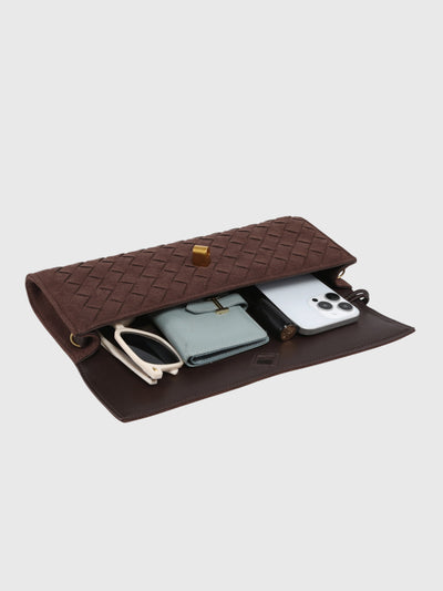 Kirsche | Clutch aus luxuriösem Wildleder Intrecciato