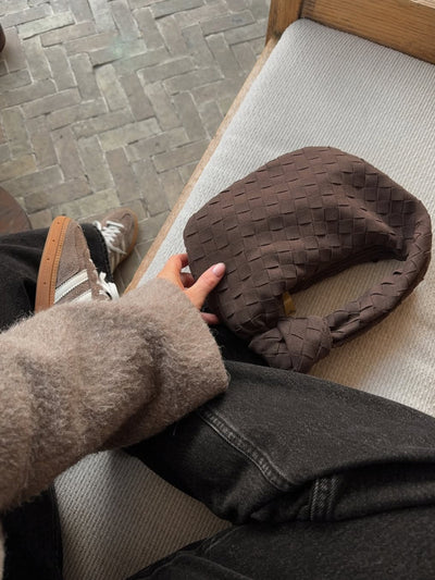 Renee | Mini-Tasche aus weichem, geflochtenem Wildleder
