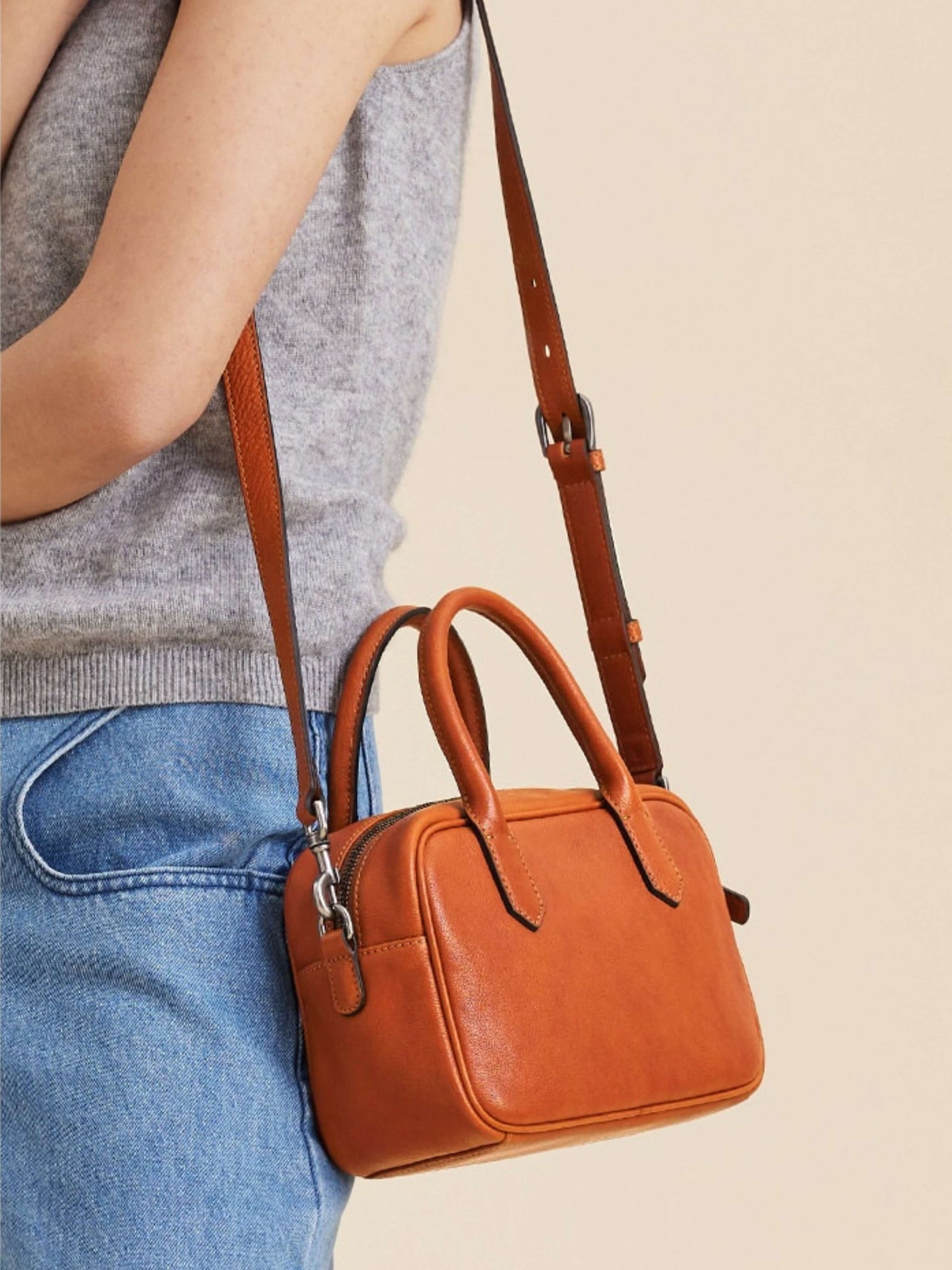 Eliza | Quadratische Tasche mit glänzendem Reißverschluss
