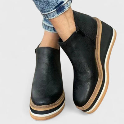 Solvina - Elegante, wasserdichte Stiefel