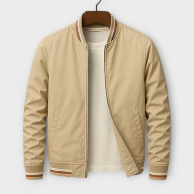Bomberjacke mit Streifen