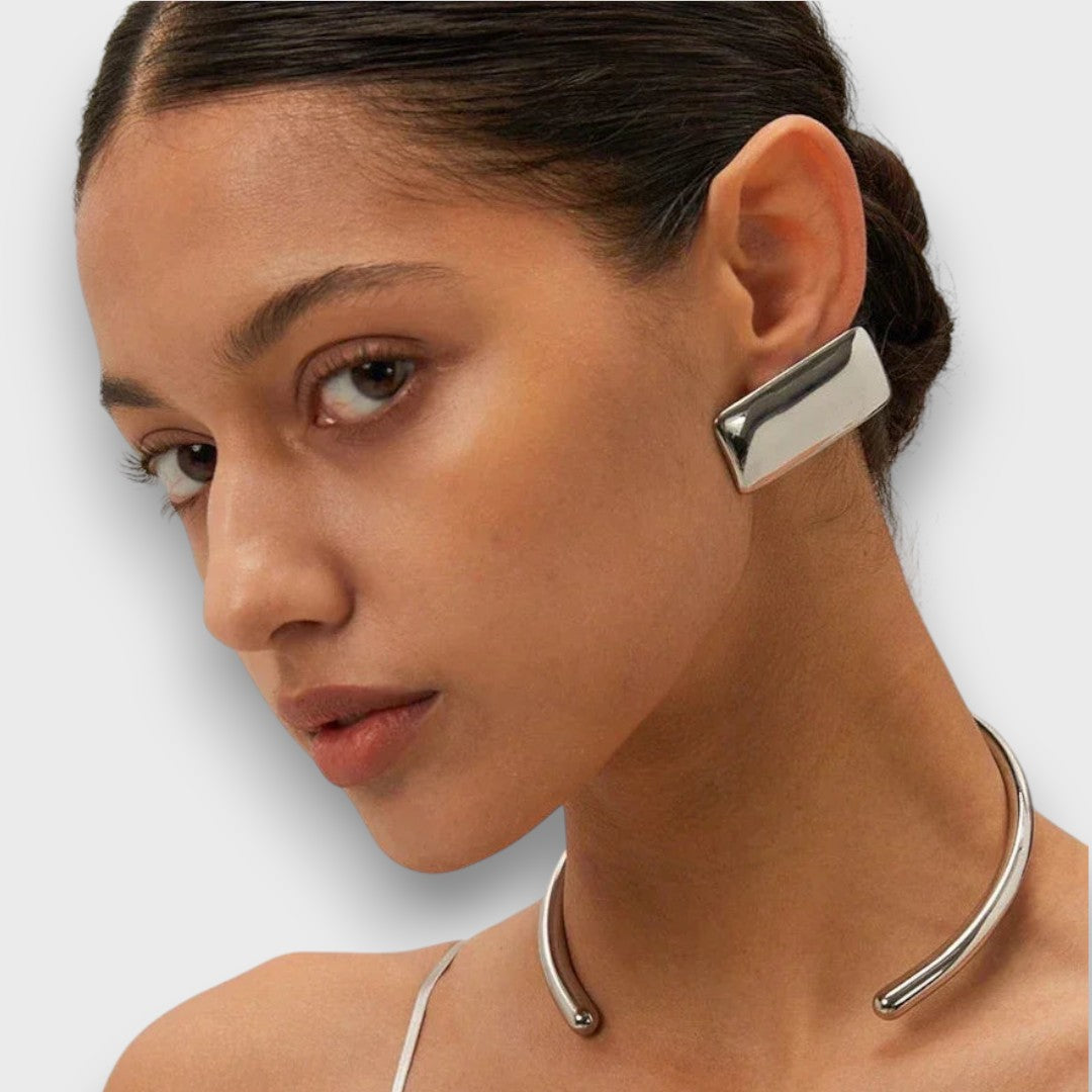 Jona – Geometrische Ohrringe mit auffälligem Stil