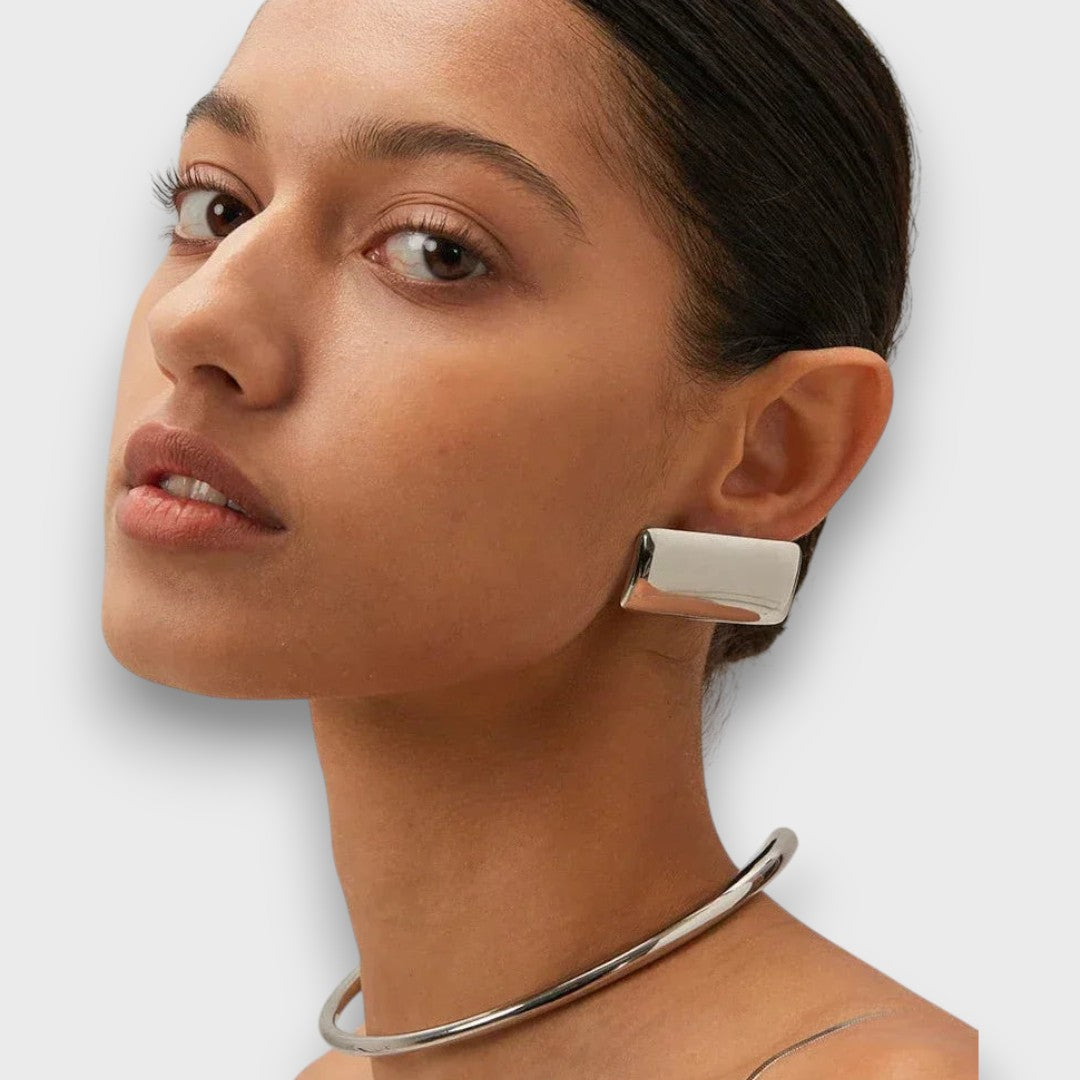 Jona – Geometrische Ohrringe mit auffälligem Stil