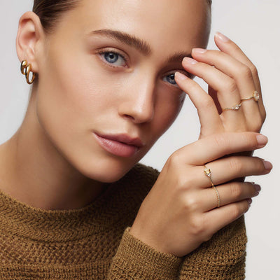 Lioravelle | Ring mit lila Diamant in 18k Gold