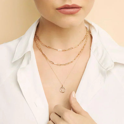 Rosalyette | Halskette mit Sternzeichen in 18k Gold