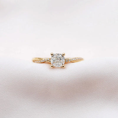 Ysmaryelle | Ring aus 18k Gold