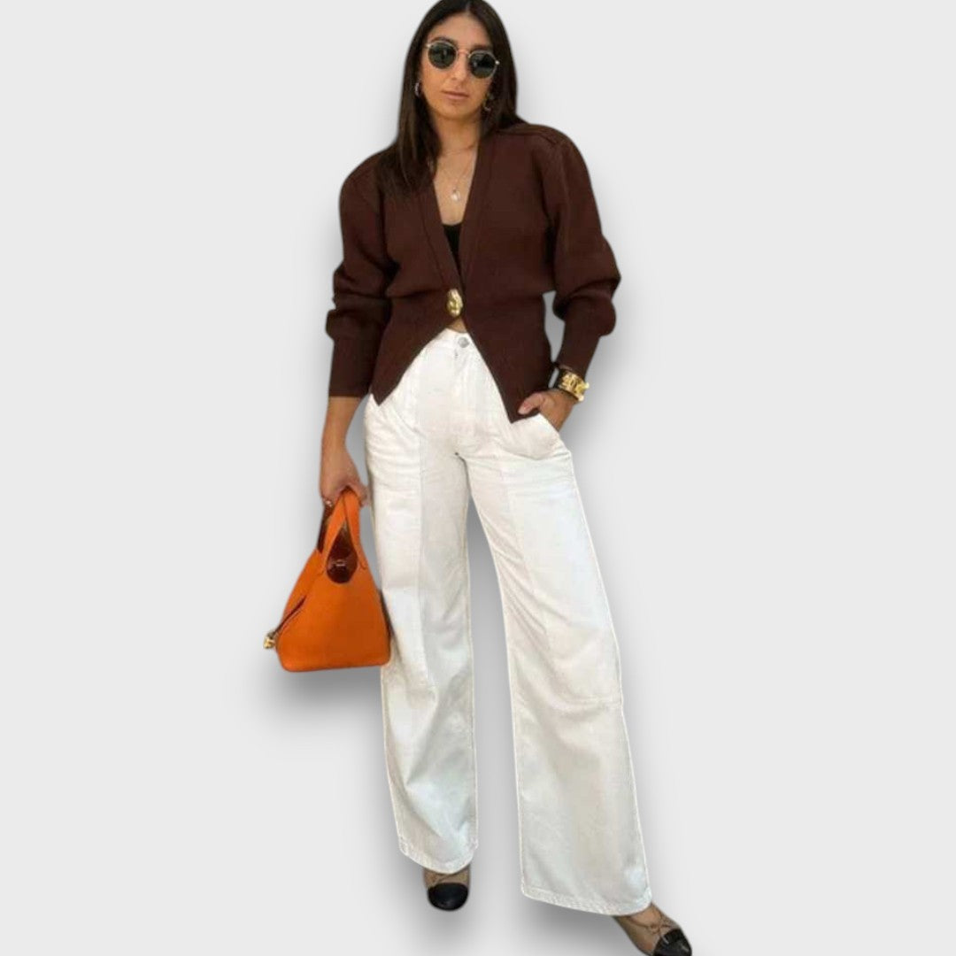 Enea – Cardigan mit tiefem V-Ausschnitt und goldenem Knopf