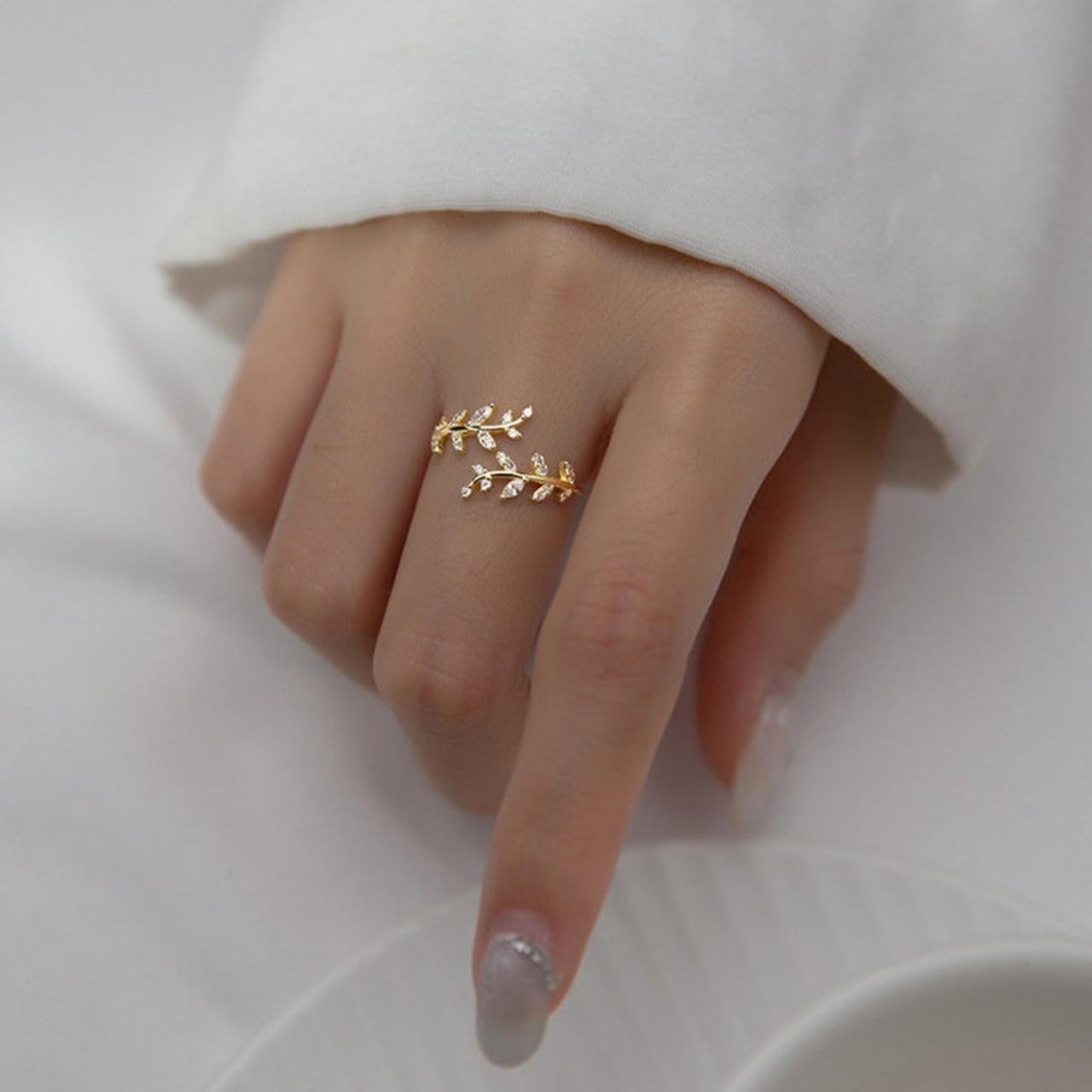 Kaelirisse | Ring aus 18K Zirkonia-Gold