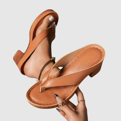 Nina - Bequeme Sandalen mit Absatz