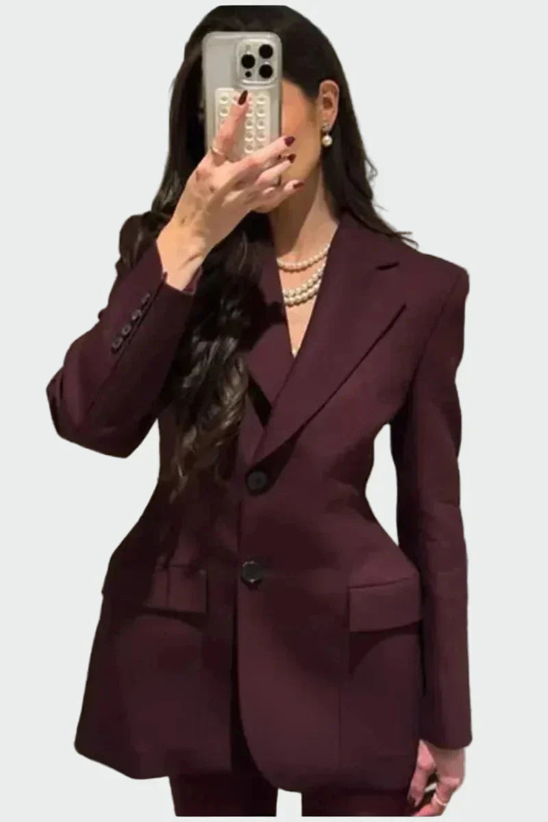 Moolie - Jacke mit imposanter Linie und Knöpfen