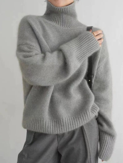 Zoey - Oversized Pullover mit Stehkragen