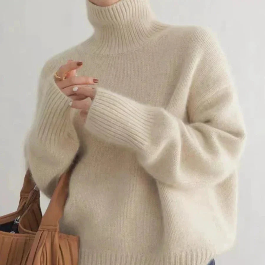 Zoey - Oversized Pullover mit Stehkragen