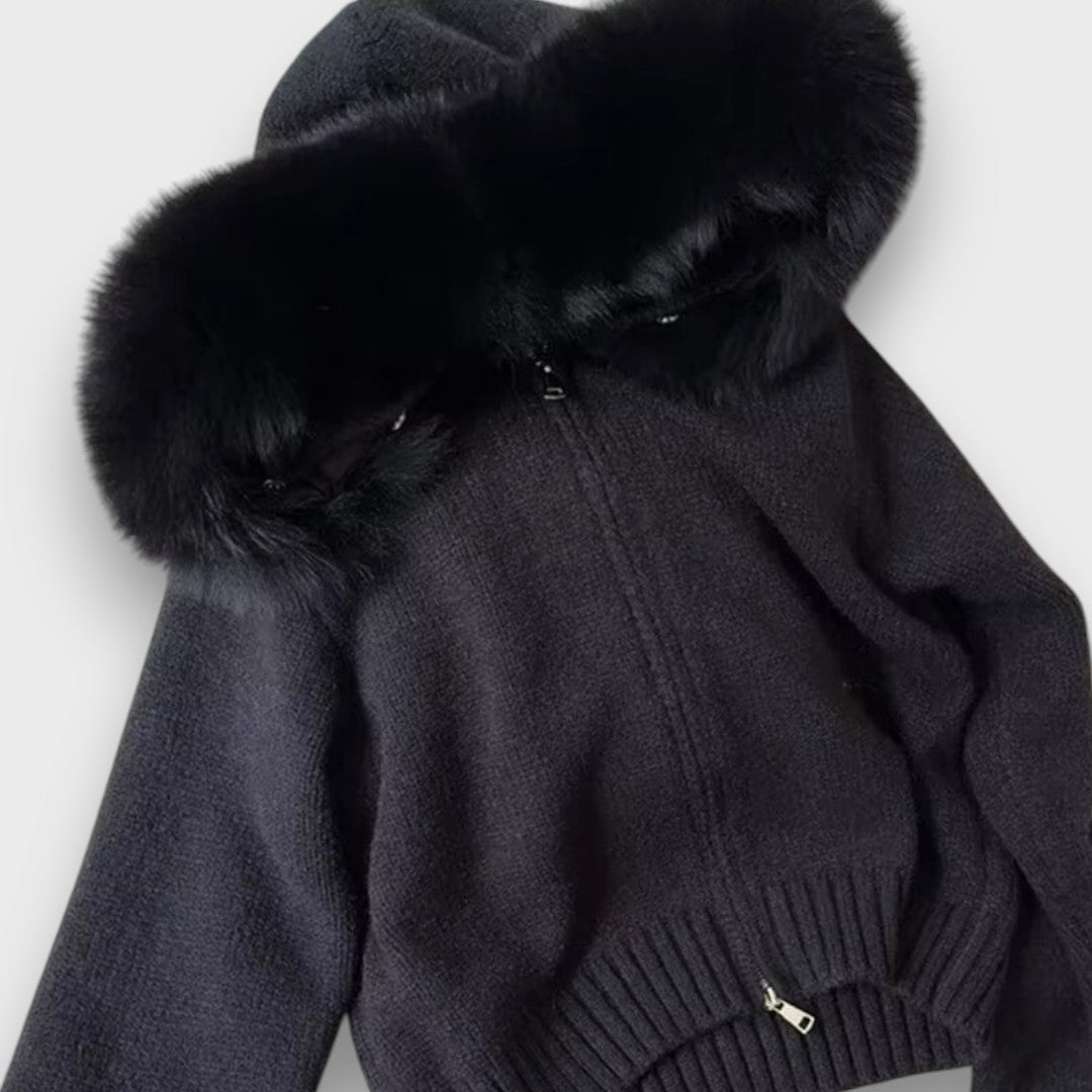 Alisanne – Strickjacke mit Reißverschluss und Kragen aus Kunstpelz