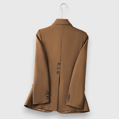 Wandara – Blazer mit einem Knopfverschluss