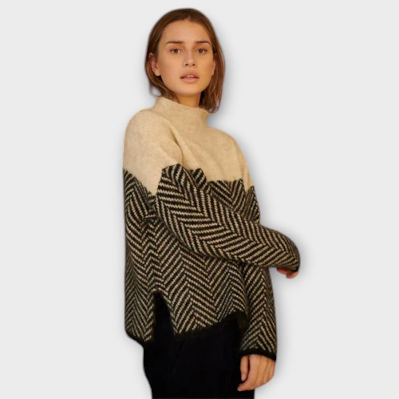 Maeve - Weicher Pullover mit Stehkragen