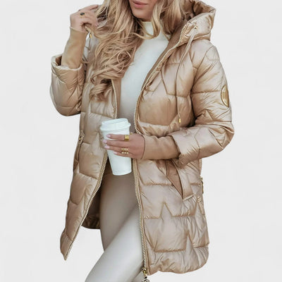 Nolwen - Eleganter Wintermantel mit Kapuze