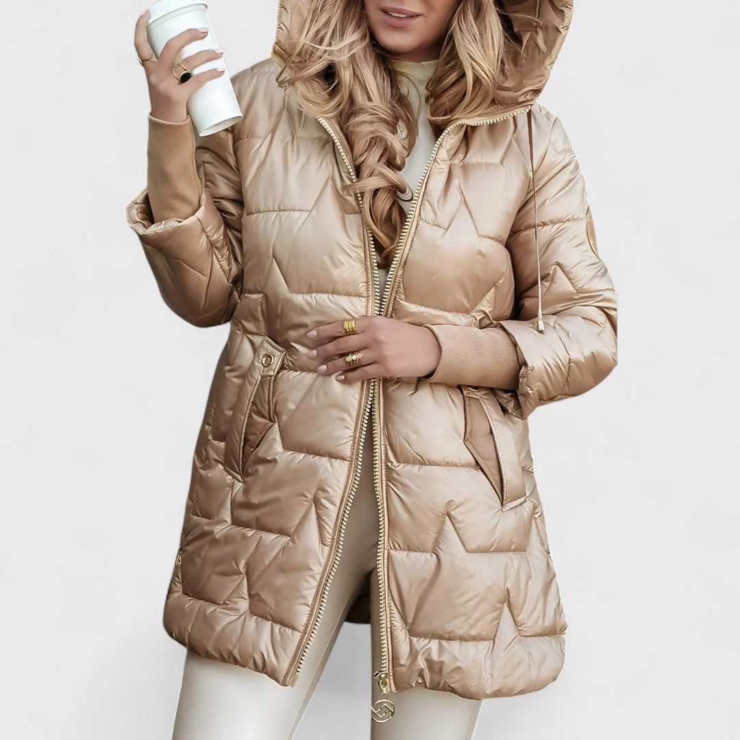 Nolwen - Eleganter Wintermantel mit Kapuze