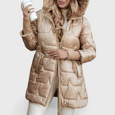 Nolwen - Eleganter Wintermantel mit Kapuze