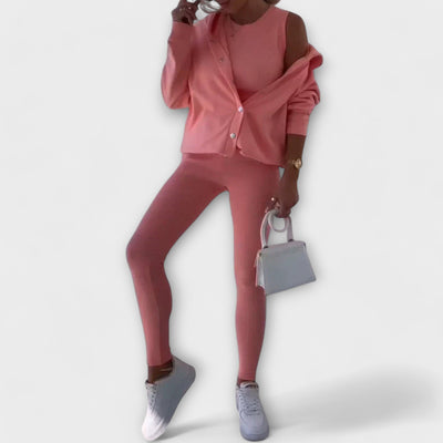 Drei-Teile-Set mit Cardigan