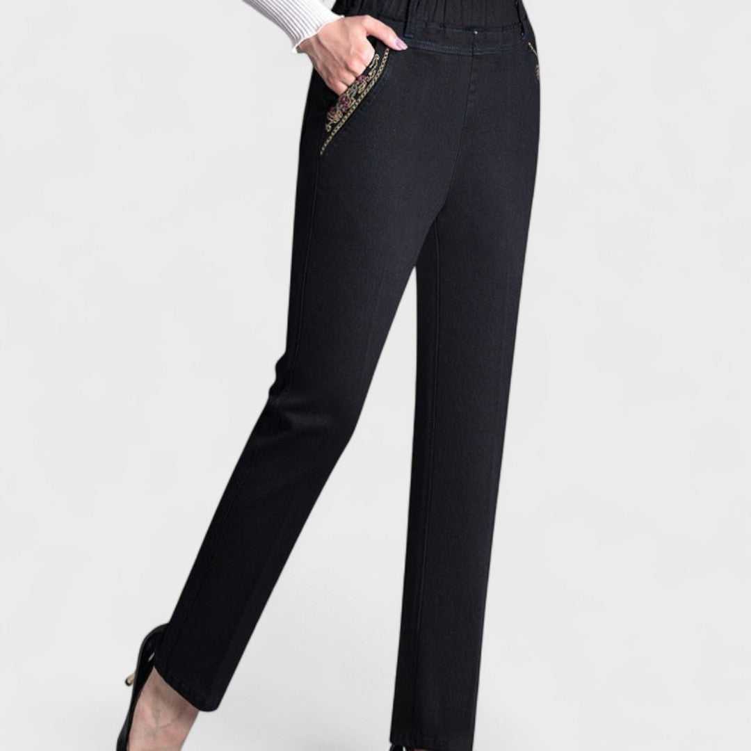 Maira - Damenjeans mit seitlichen Taschen und elastischem Bund
